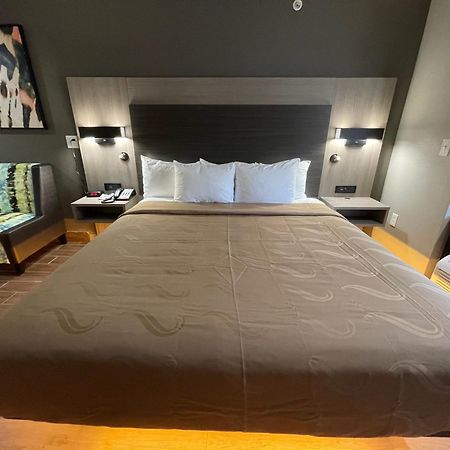 Quality Inn & Suites North Mesquite I-30 Bagian luar foto
