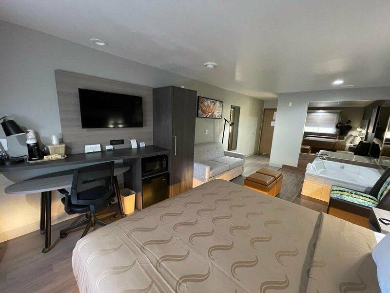 Quality Inn & Suites North Mesquite I-30 Bagian luar foto
