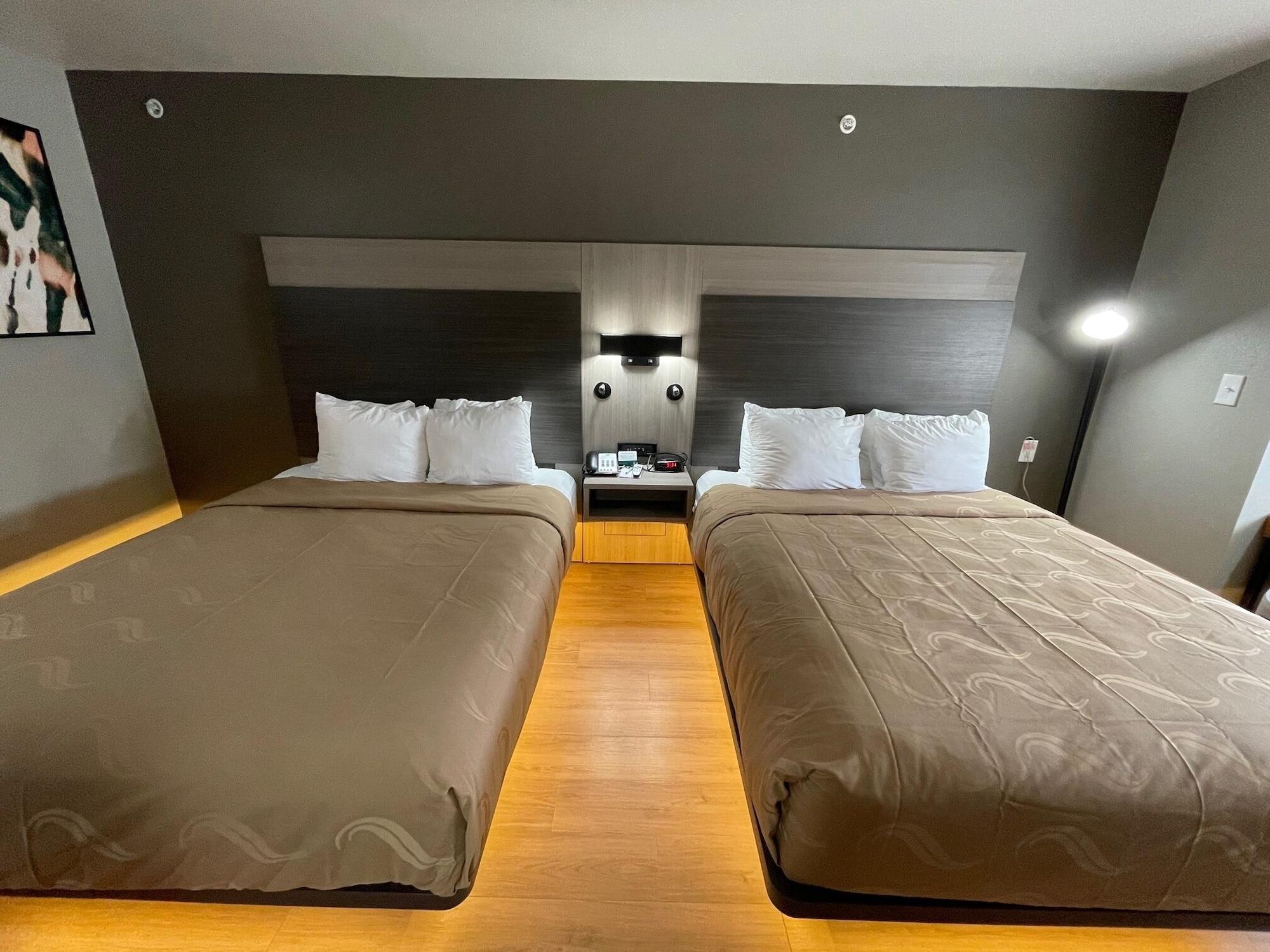 Quality Inn & Suites North Mesquite I-30 Bagian luar foto