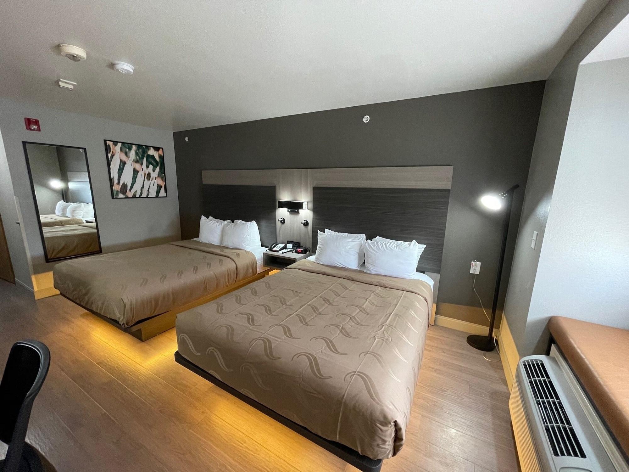 Quality Inn & Suites North Mesquite I-30 Bagian luar foto