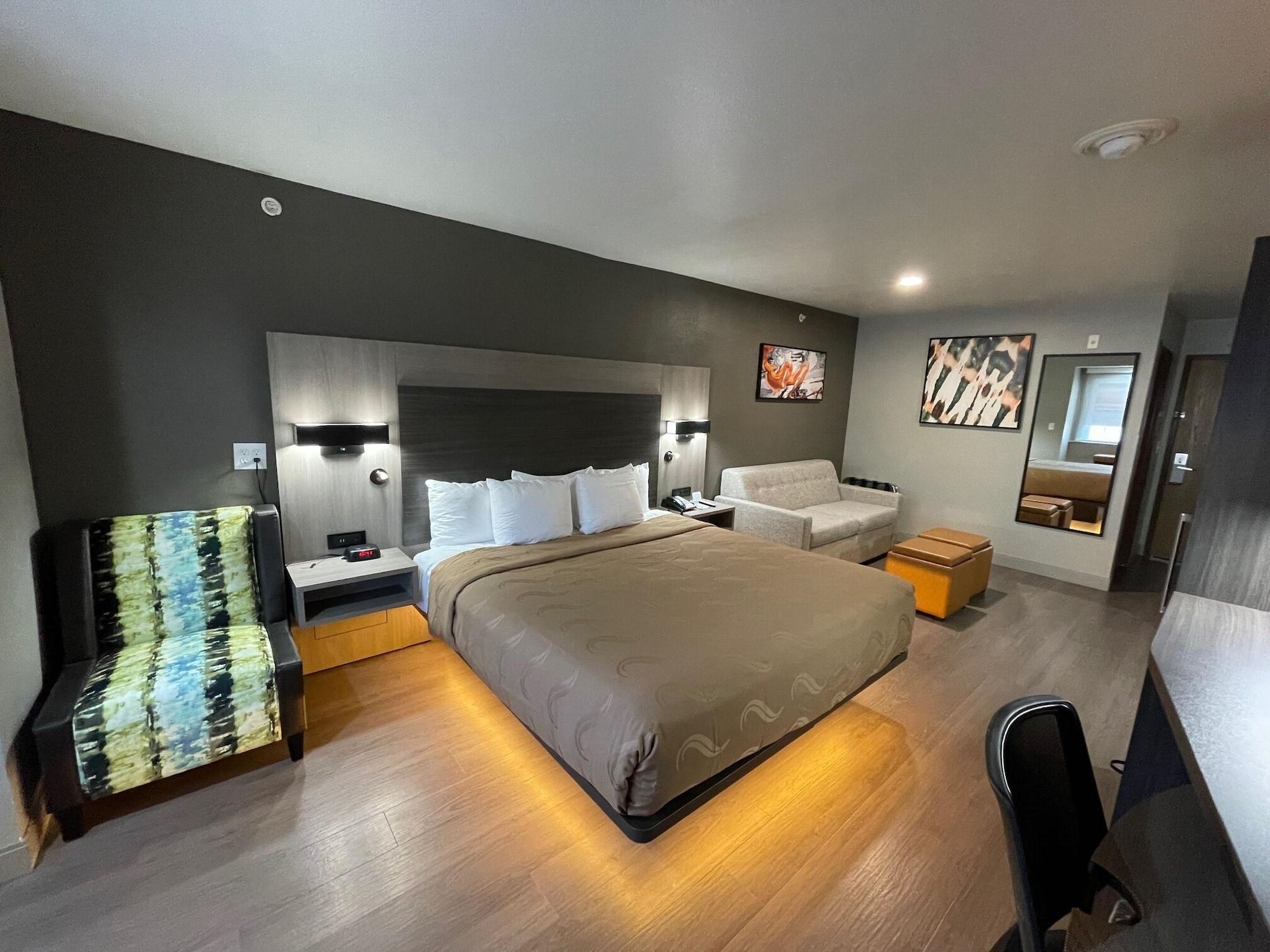 Quality Inn & Suites North Mesquite I-30 Bagian luar foto