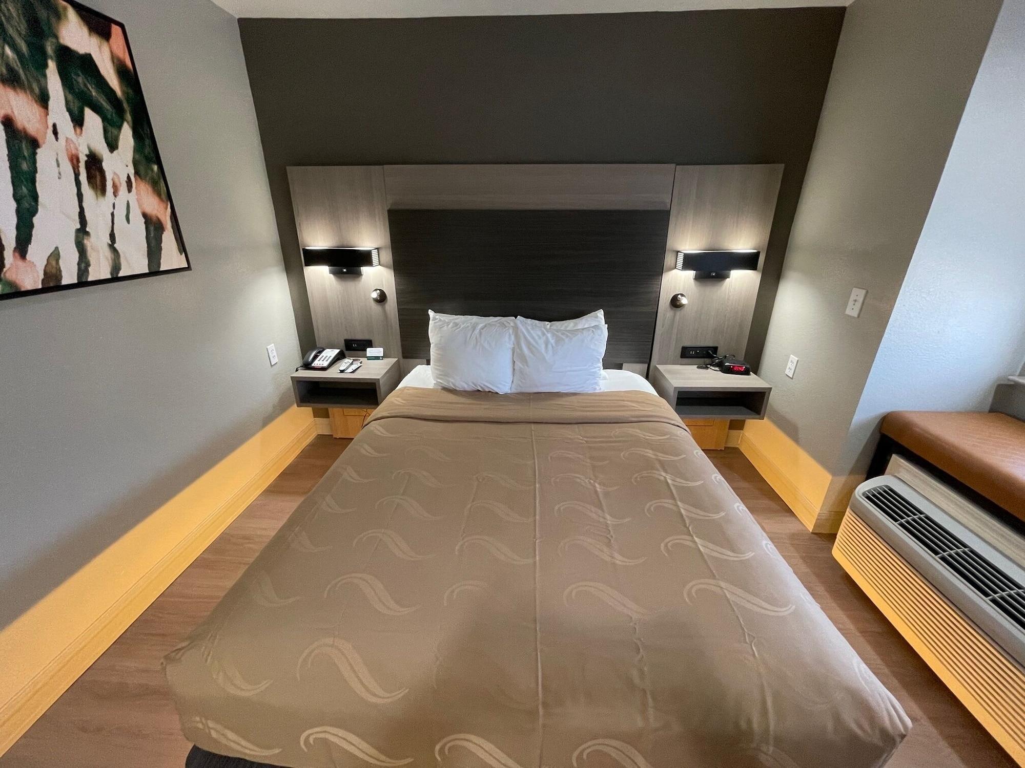 Quality Inn & Suites North Mesquite I-30 Bagian luar foto