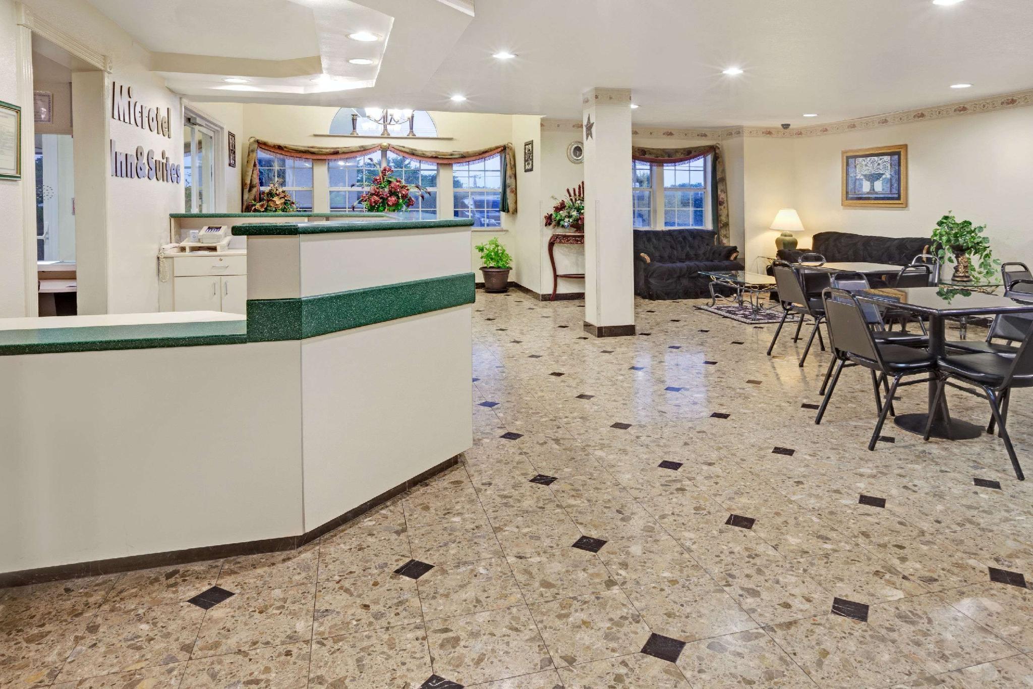 Quality Inn & Suites North Mesquite I-30 Bagian luar foto
