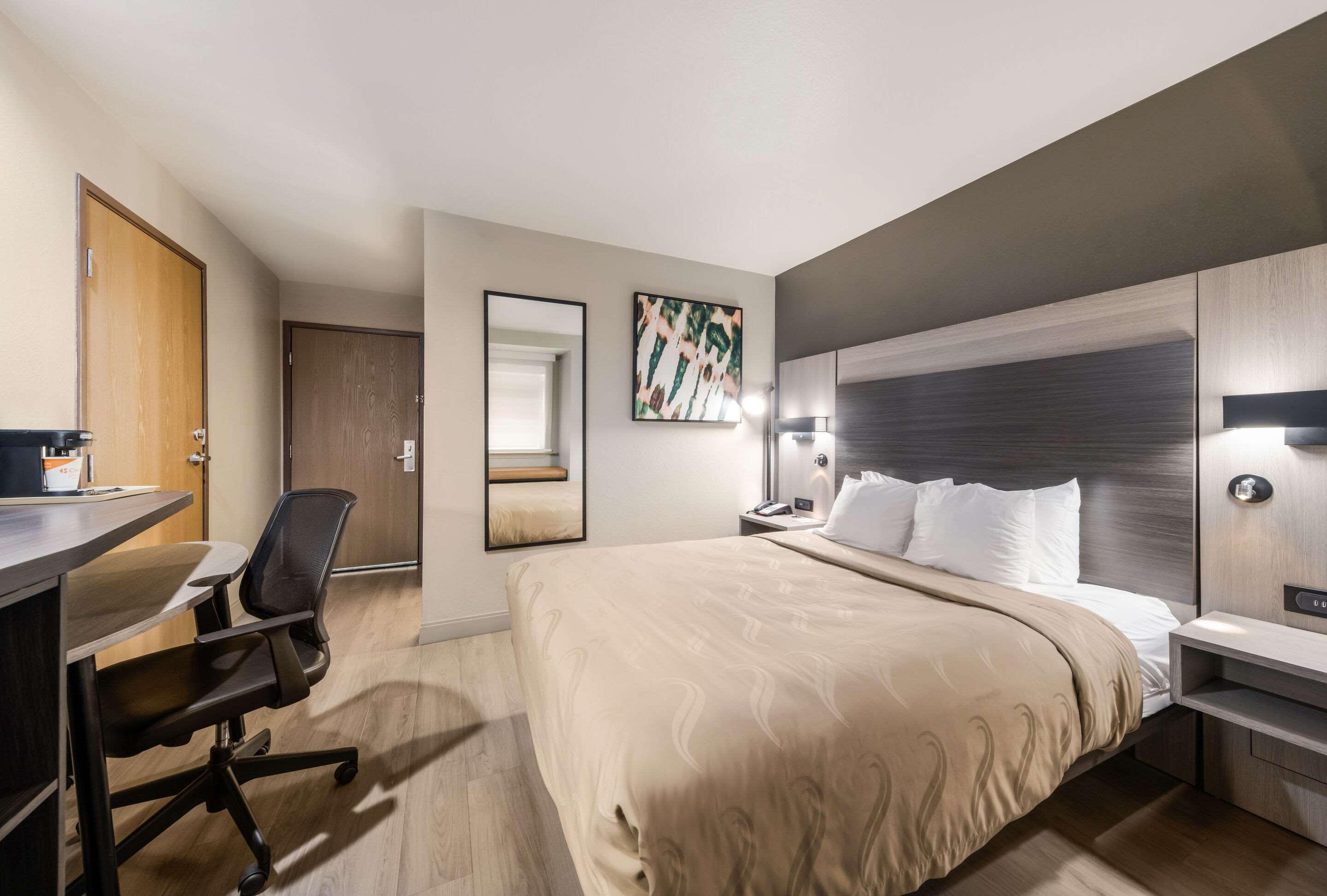 Quality Inn & Suites North Mesquite I-30 Bagian luar foto